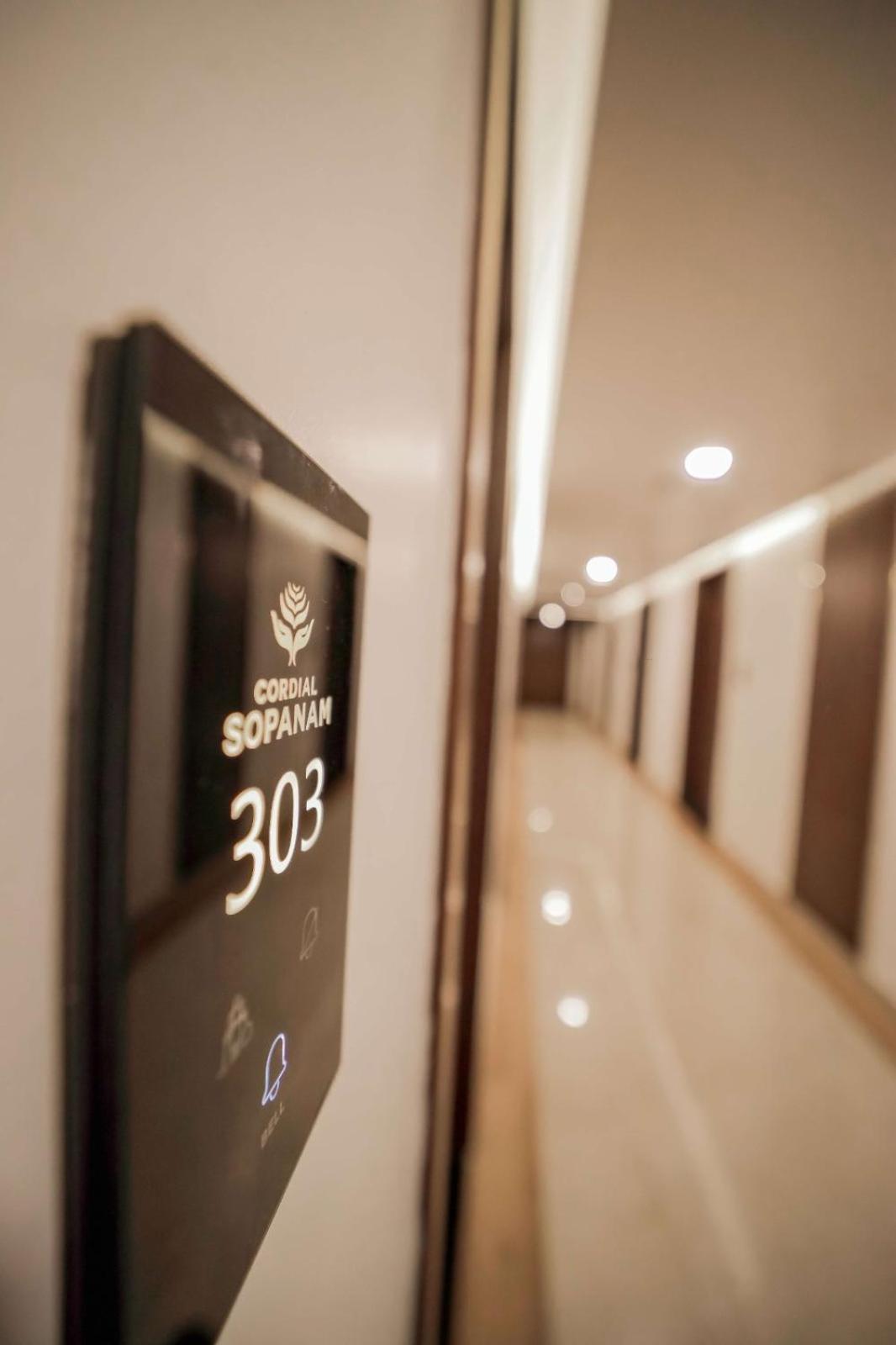 Hotel Cordial Sopanam Тривандрум Экстерьер фото